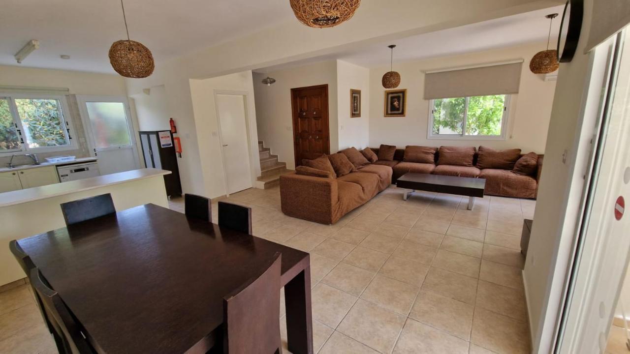 Villa Sofia Coral Bay Exterior foto